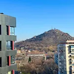 West Point Luxury Апарт-отель 3*